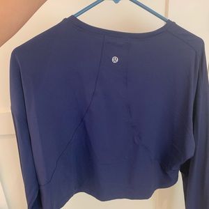Lululemon Long Sleeve Cropped Top